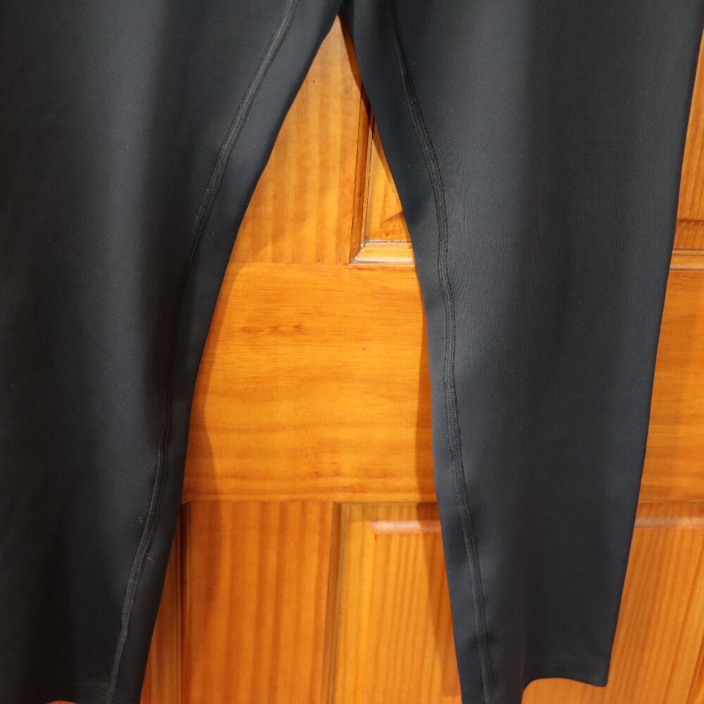 New Balance Black Full Length Leggings LG - Picture 3 of 8